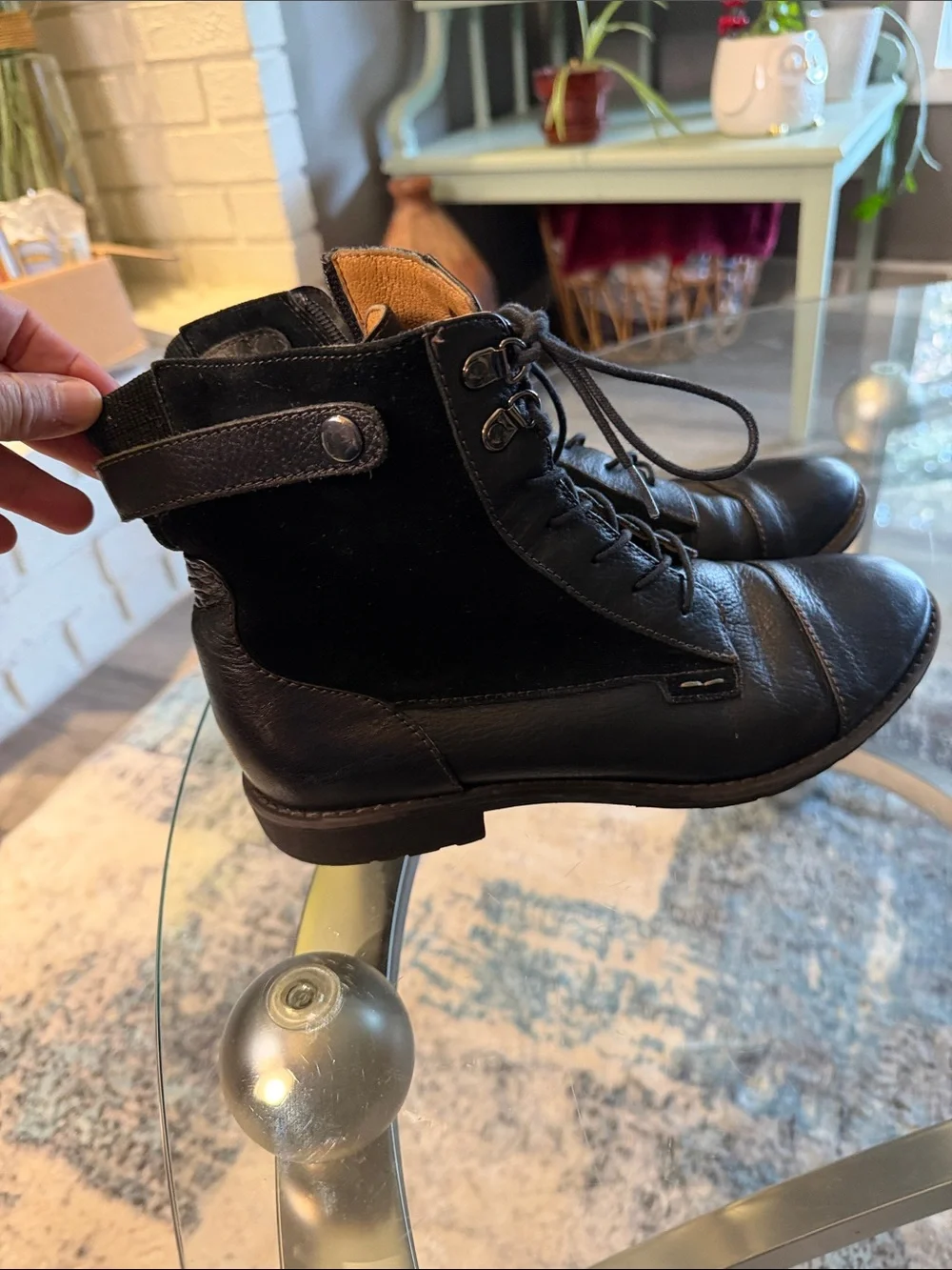 Montana Artisan Black Leather Side Zip Combat Boots 7M
